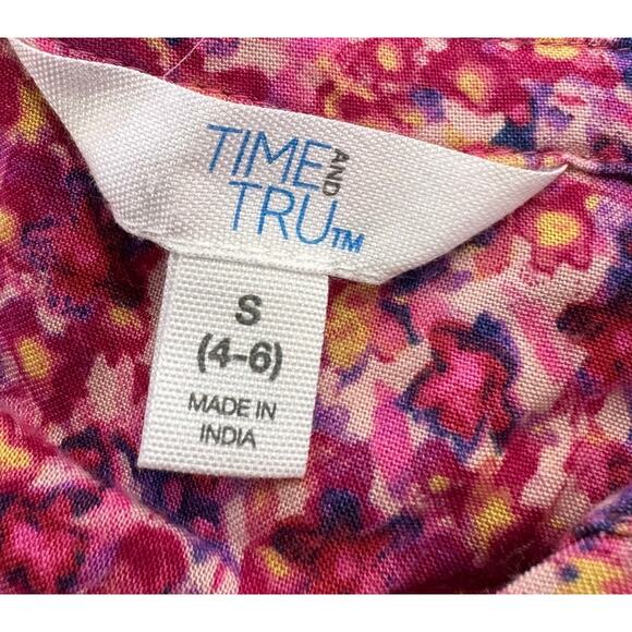 Time and Tru Small 4-6 Pink Floral Top Rayon - Picture 3 of 9